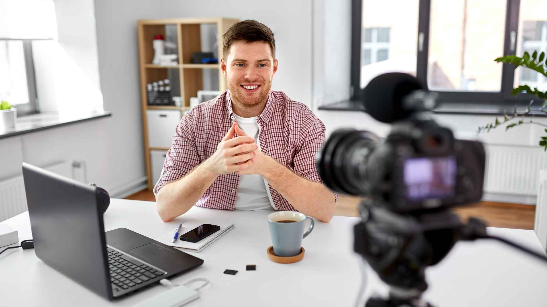 How Can You Market Yourself as an Actor and Build Your Brand